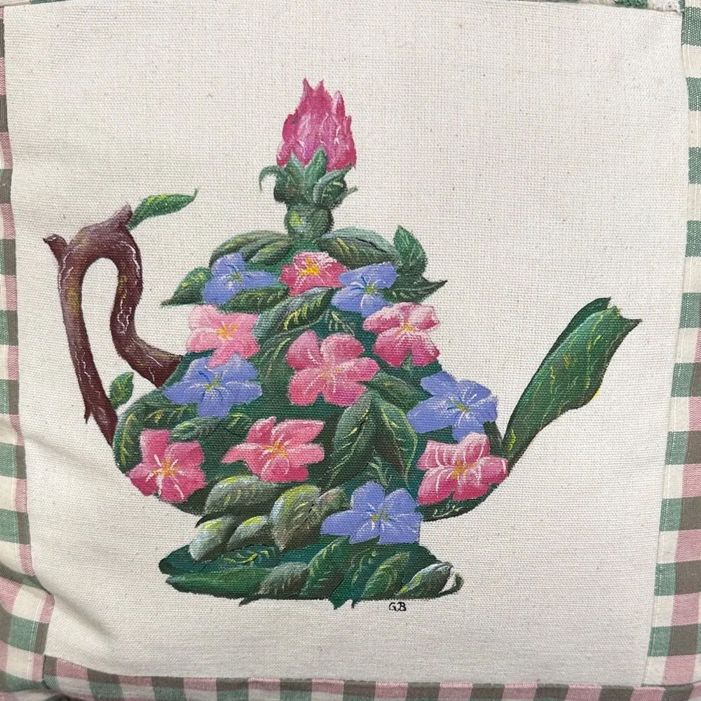 Floral Teapot Decorative Pillow‎